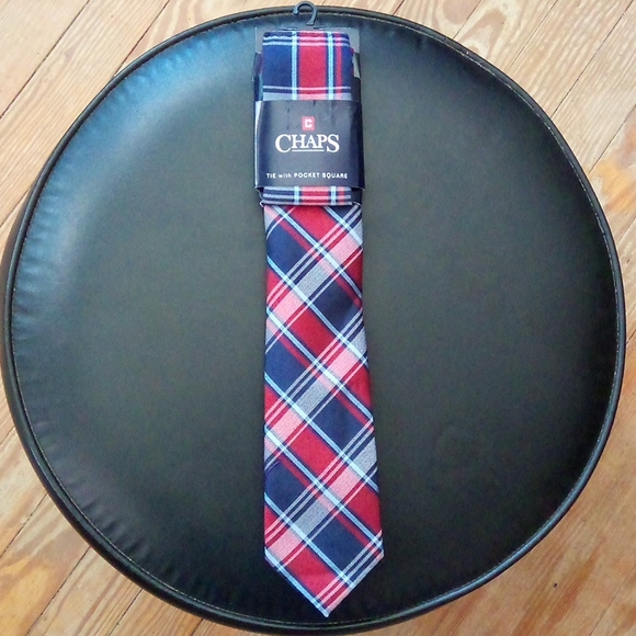 Brand New with Tags 100% Polyester Chaps Plaid Tie - Picture 2 of 10